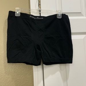 Perry Ellis panties size XL